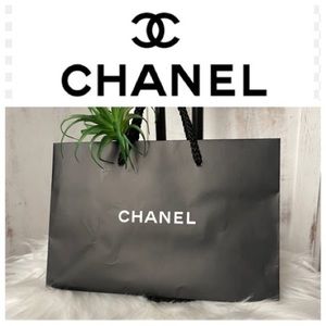 Chanel gift bag